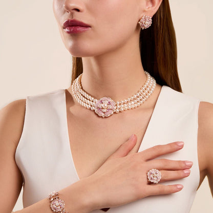 Blush Bloom Pearl Necklace - Voisson