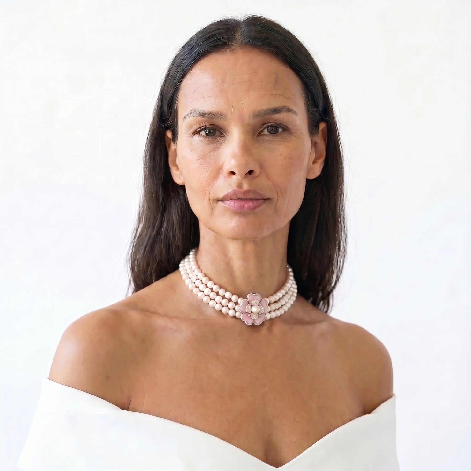 Blush Bloom Pearl Necklace - Voisson