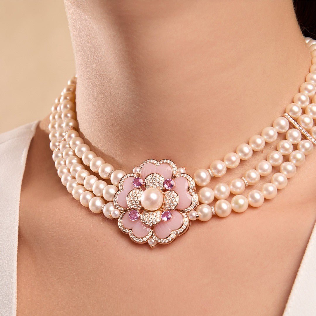 Blush Bloom Pearl Necklace - Voisson