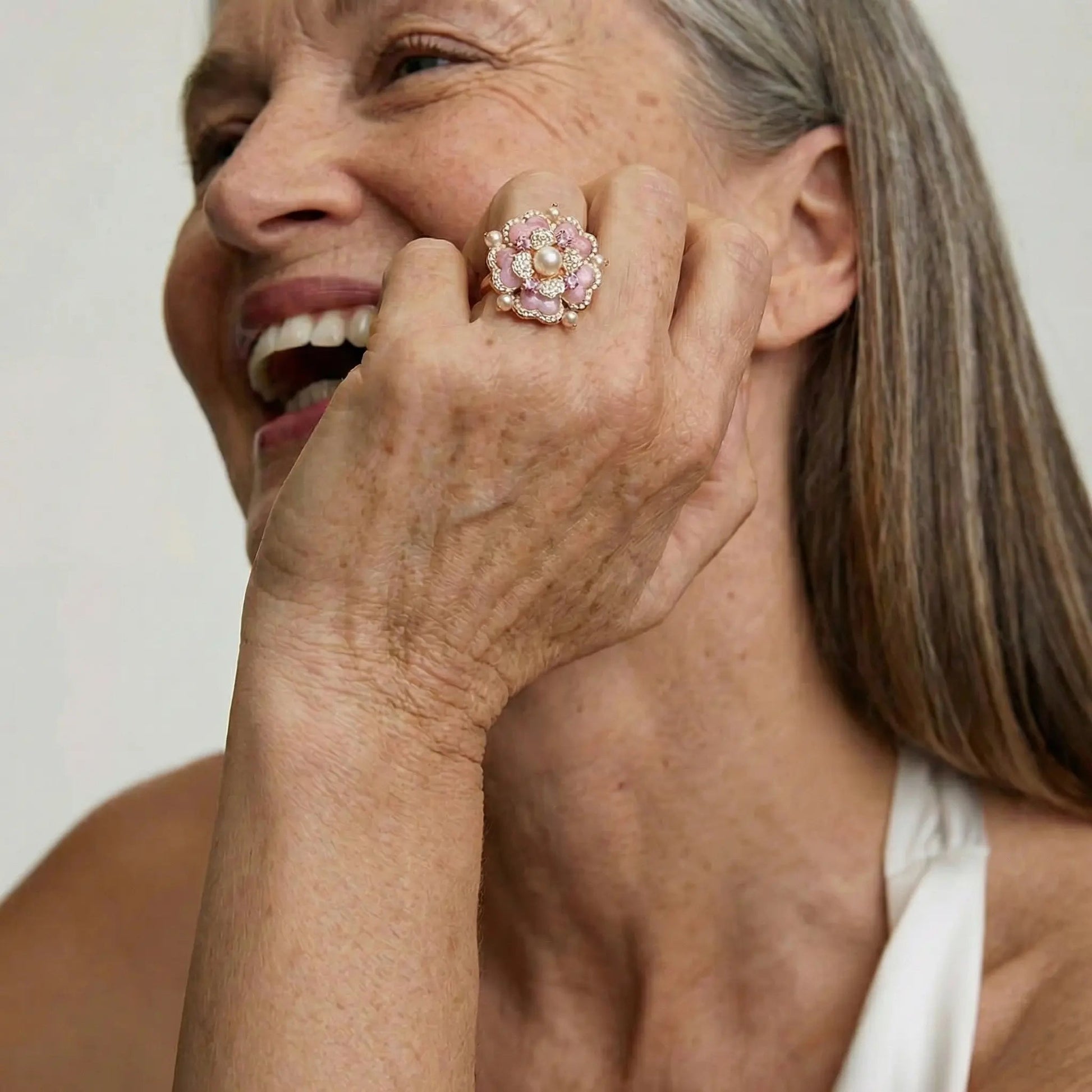 Blush Bloom Pearl Ring - Voisson