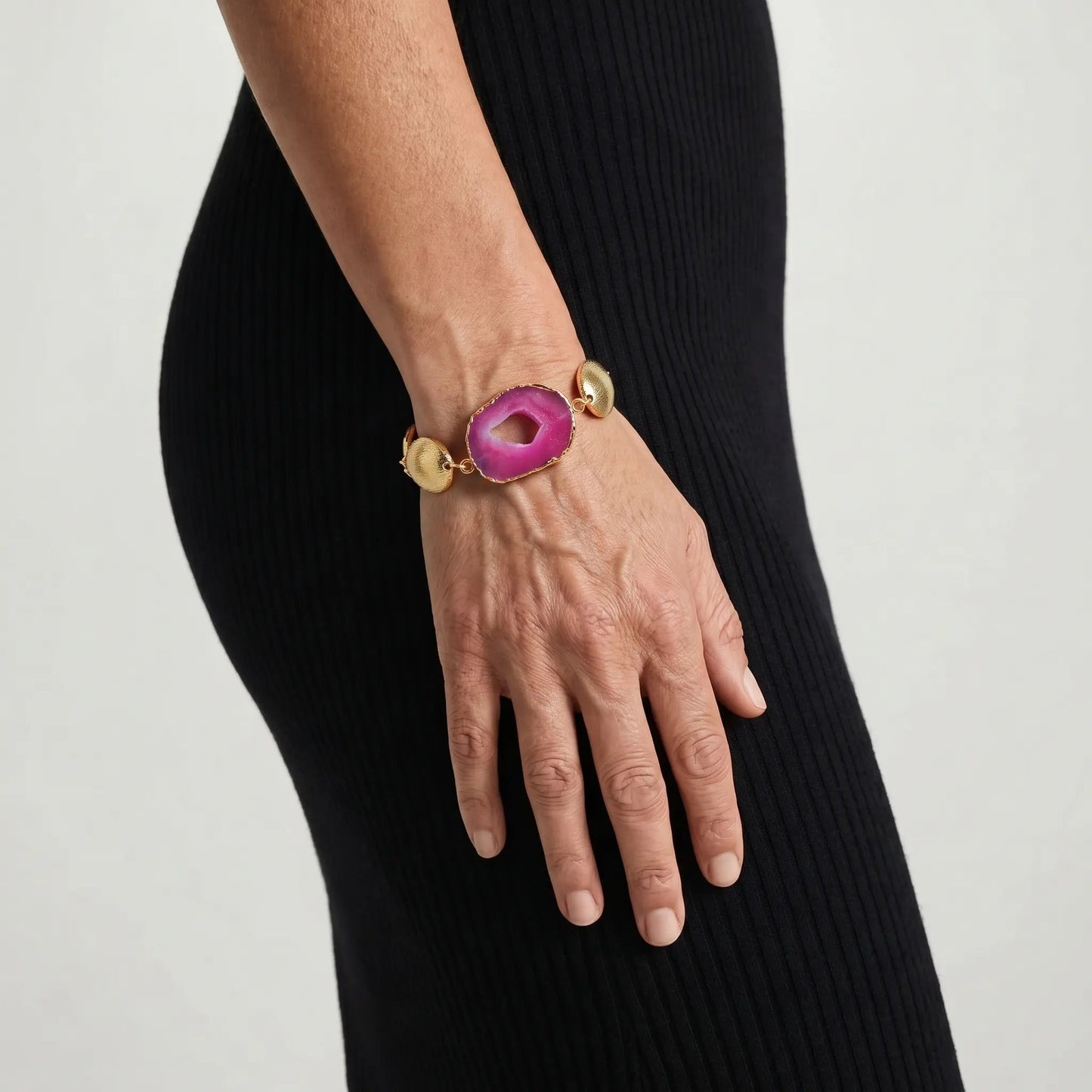 Blush Verve Statement Bracelet - Voisson