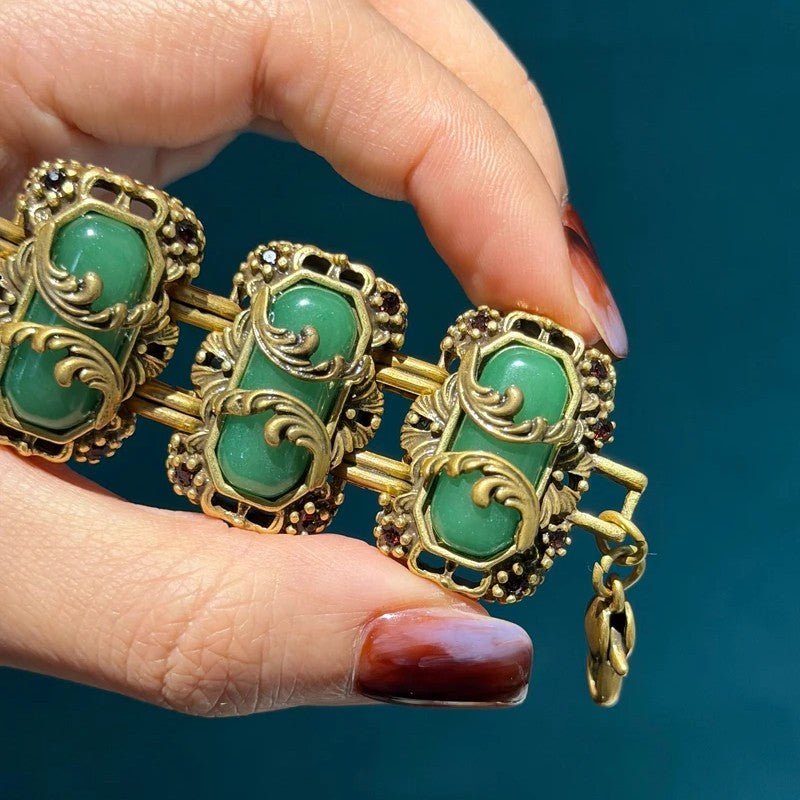Cameo Crest Bracelet - Voisson