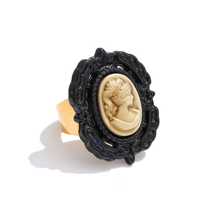 Cameo Heirloom Ring - Voisson