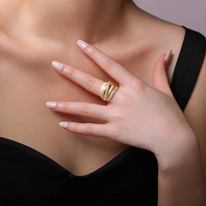 Celeste Orbit Moissanite Ring - Voisson