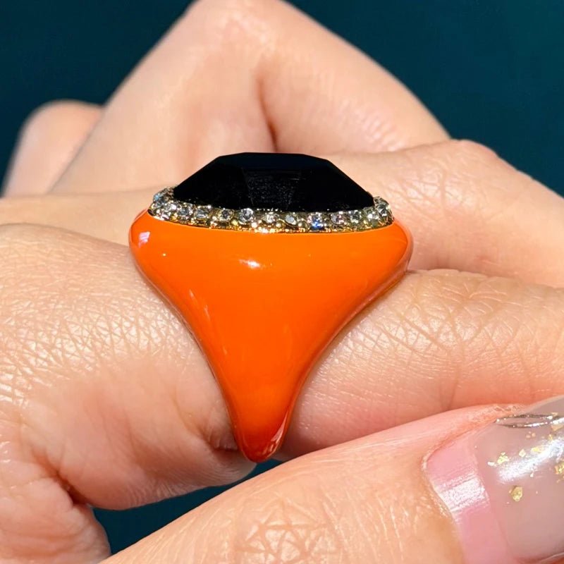 Coral Noir Ring - Voisson