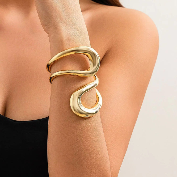 CrescentCurl Chunky Cuff Bracelet - Voisson