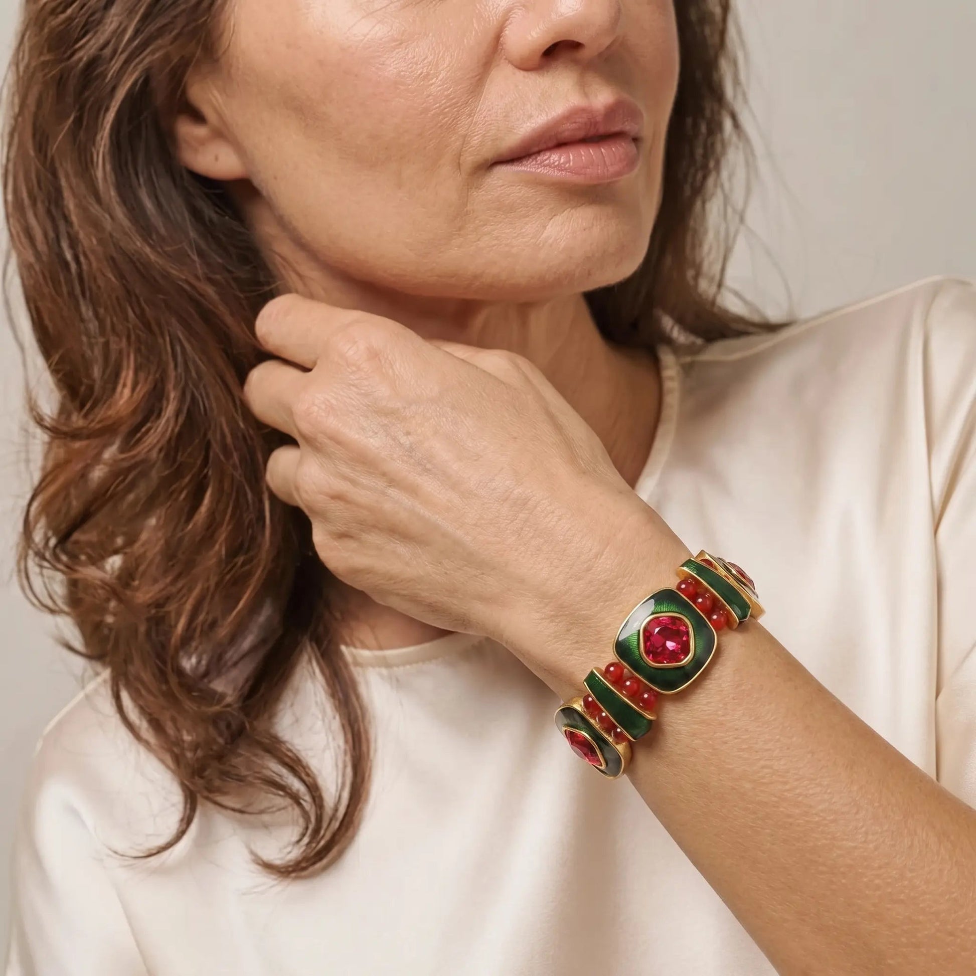 Crimson Noel Elegance Bracelet - Voisson