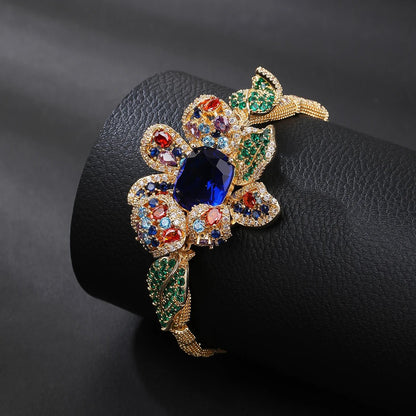 Crowned Blossom Bracelet - Voisson