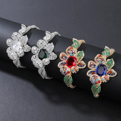 Crowned Blossom Bracelet - Voisson