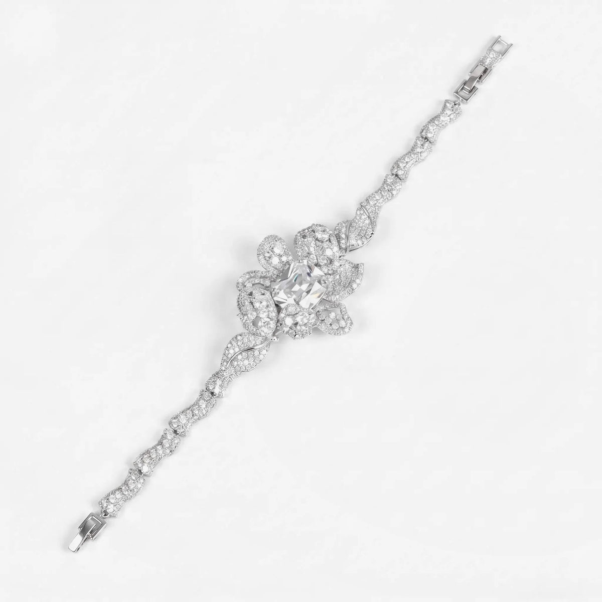 Crowned Blossom Bracelet - Voisson