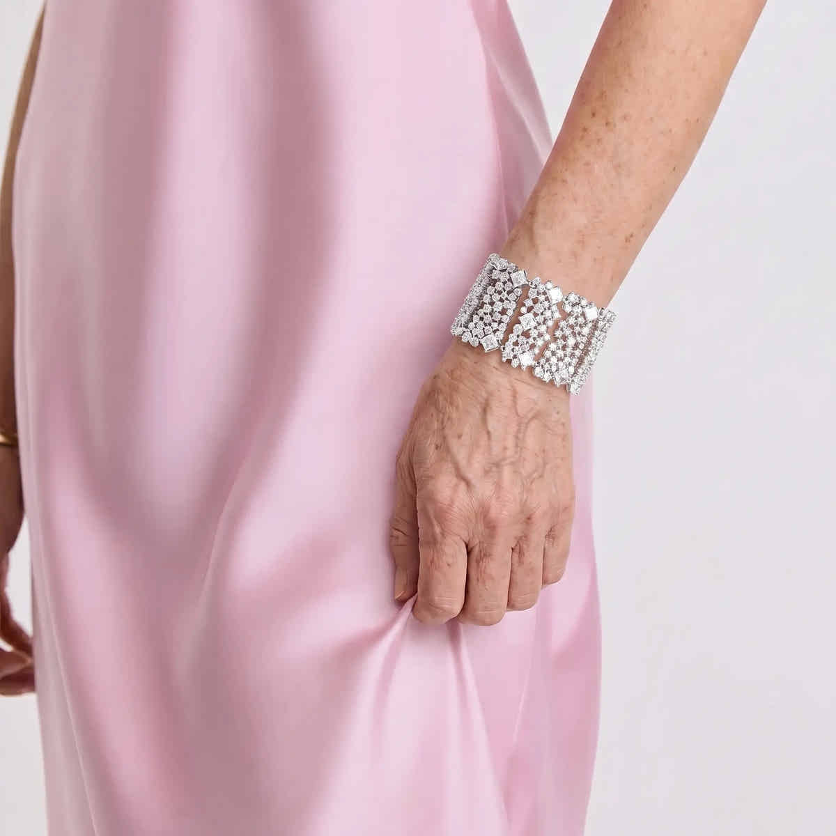 Crystal Armor Bracelet - Voisson