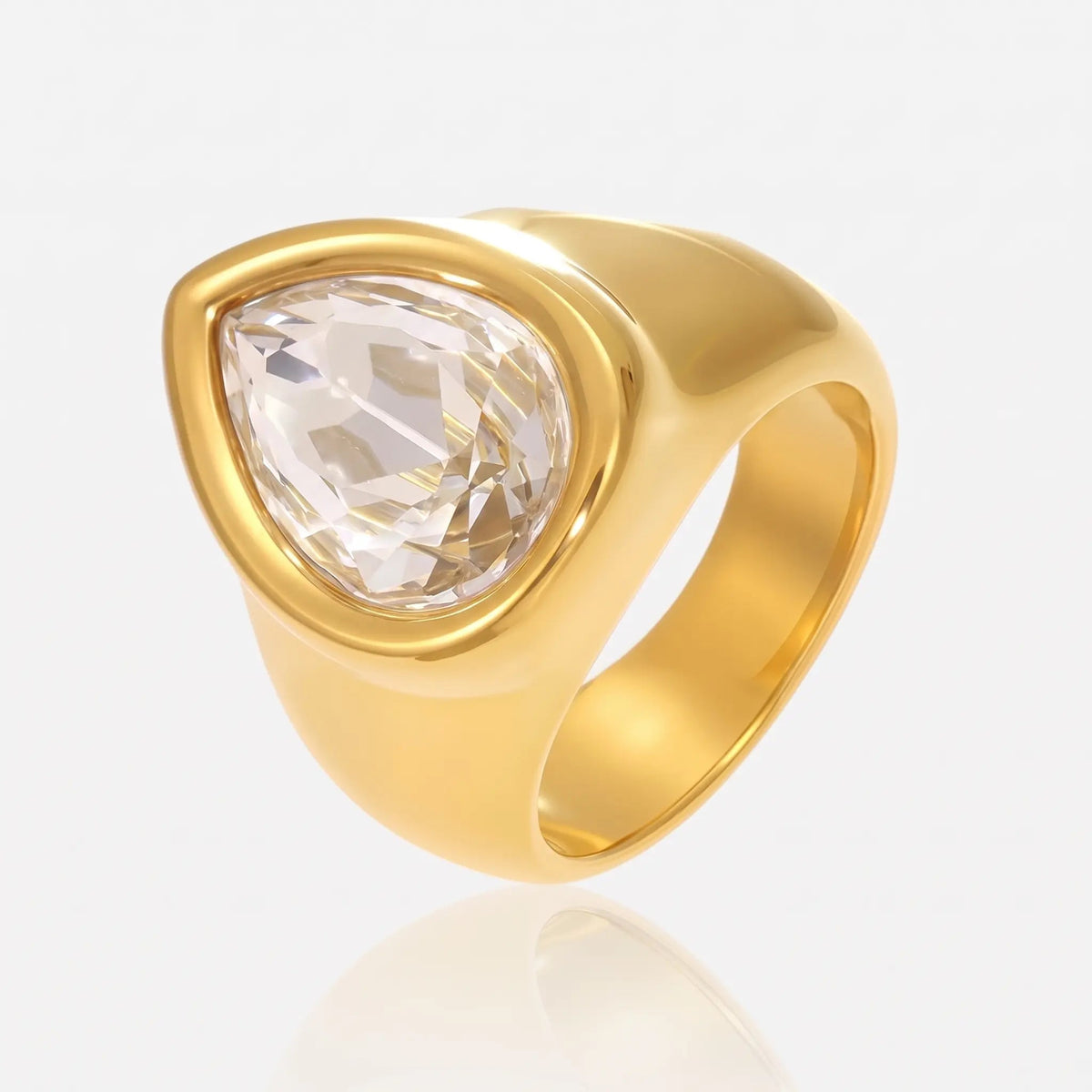 Crystal Teardrop Ring - Voisson