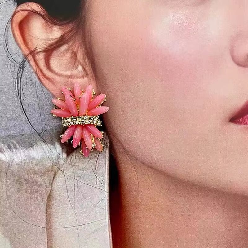 Dahlia Light Earrings - Voisson