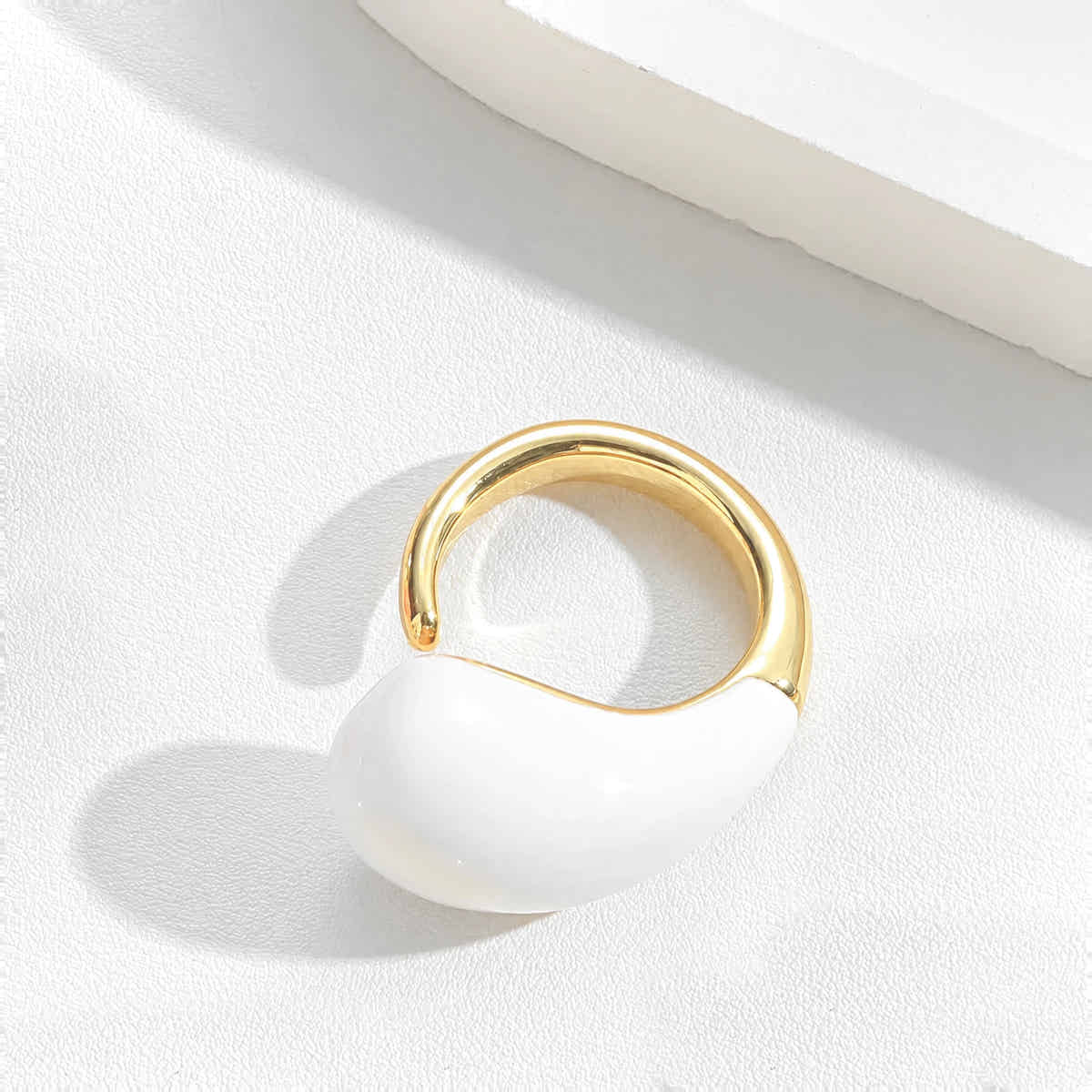 Dew Drop Enamel Ring - Voisson