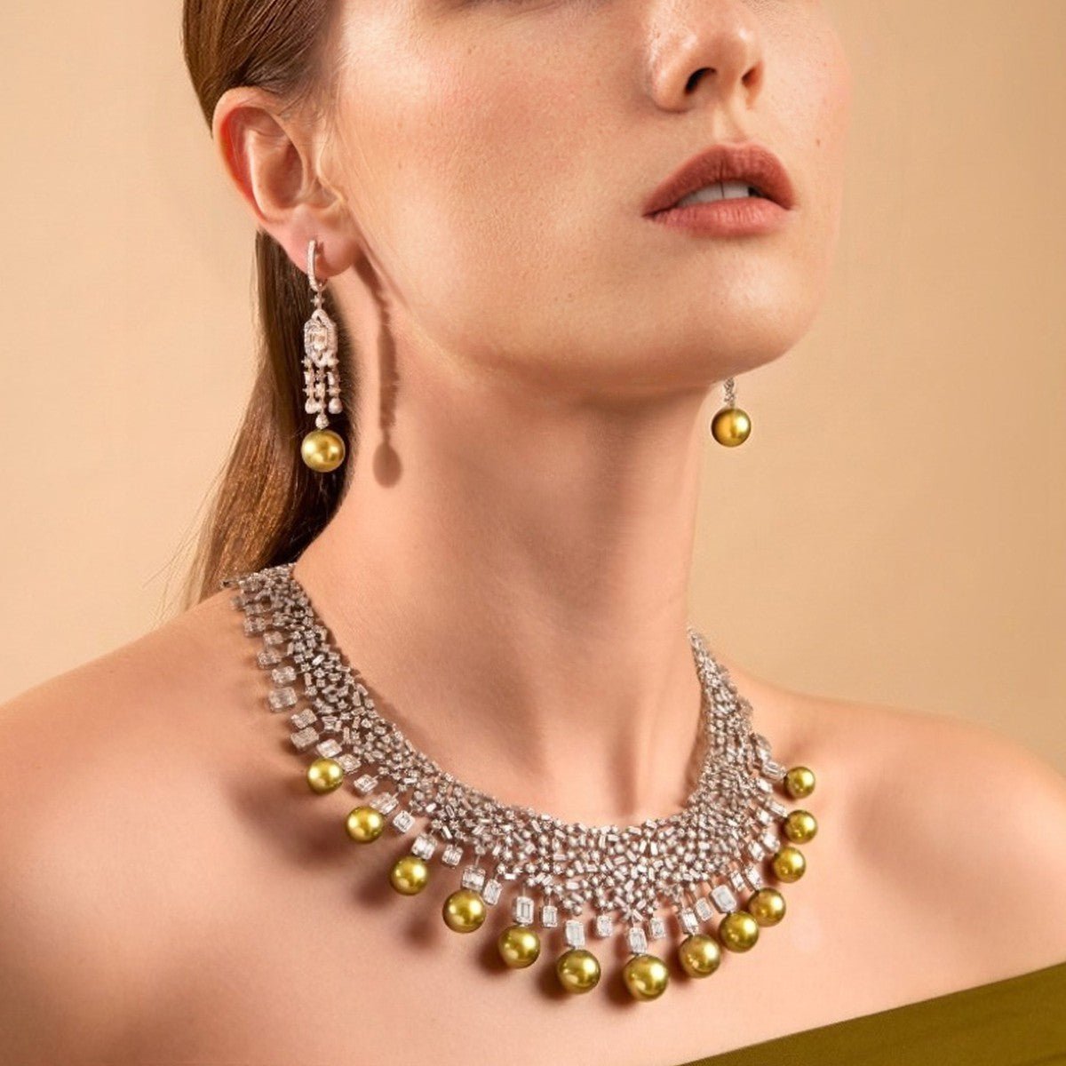 Diamond Mist Pearl Necklace - Voisson
