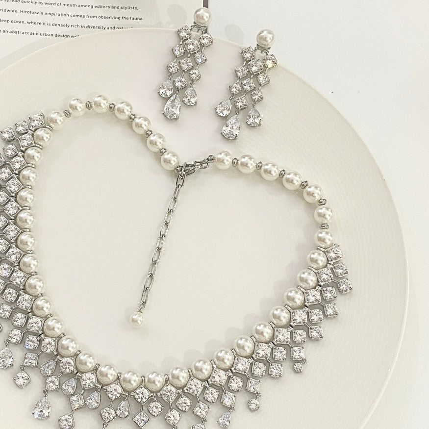 Diamond Waltz Earrings - Voisson