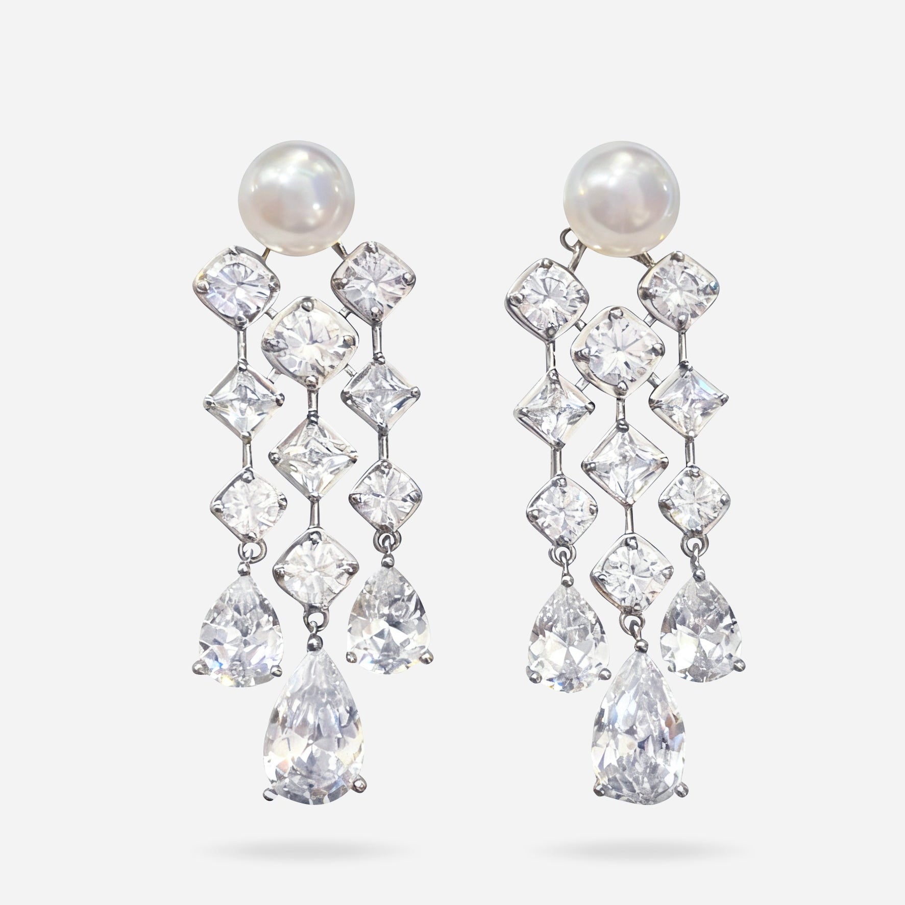 Diamond Waltz Earrings - Voisson
