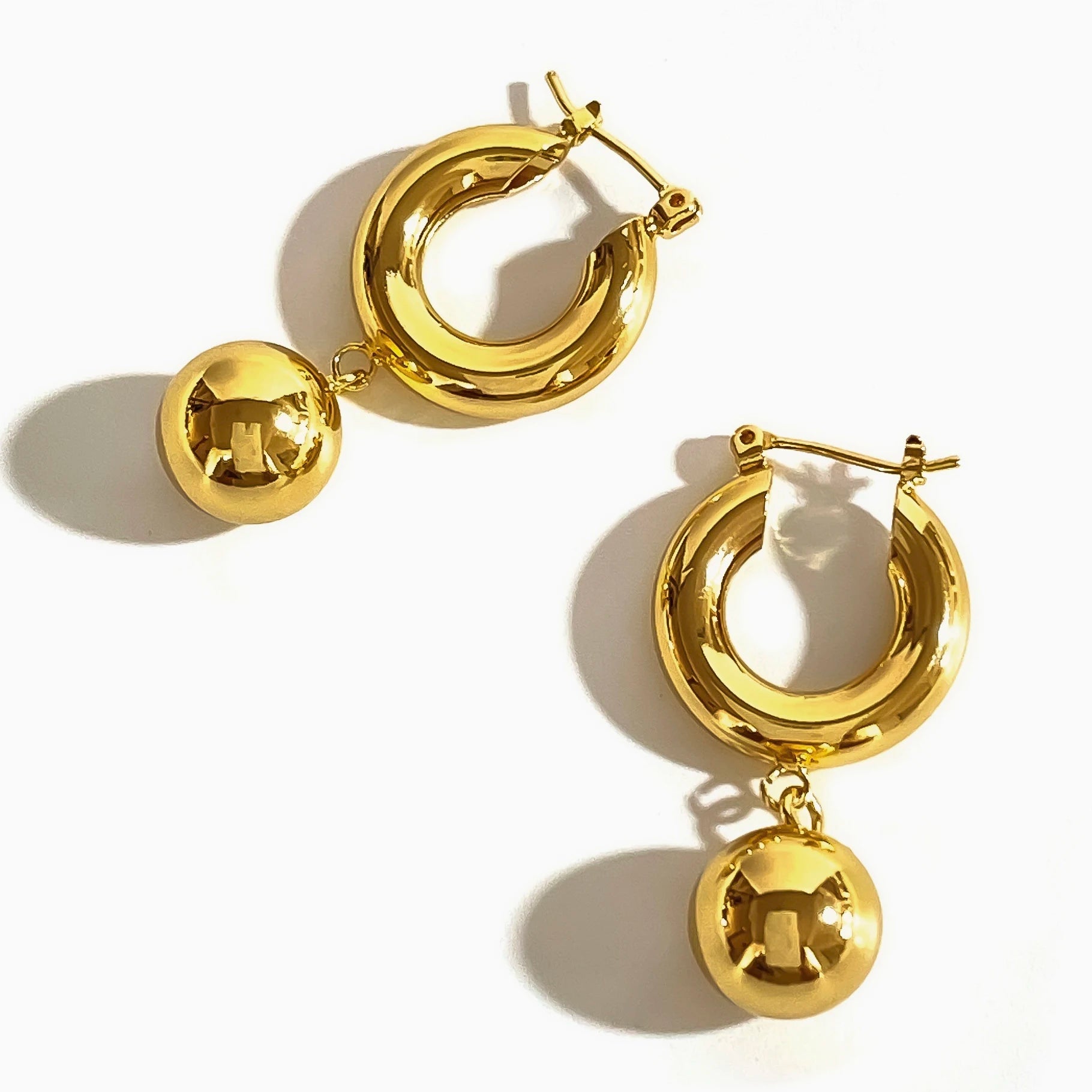 Diana’s Dynasty Irregular Sphere Earrings - Voisson