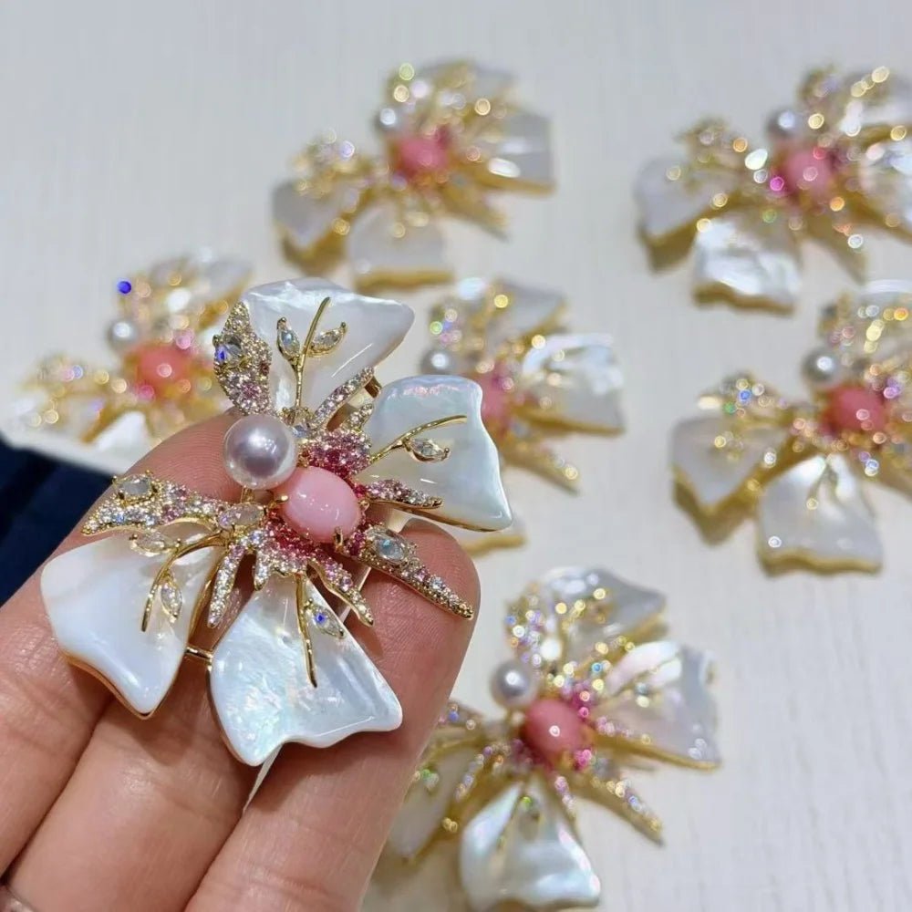 Dragonfly Blossom Brooch - Voisson