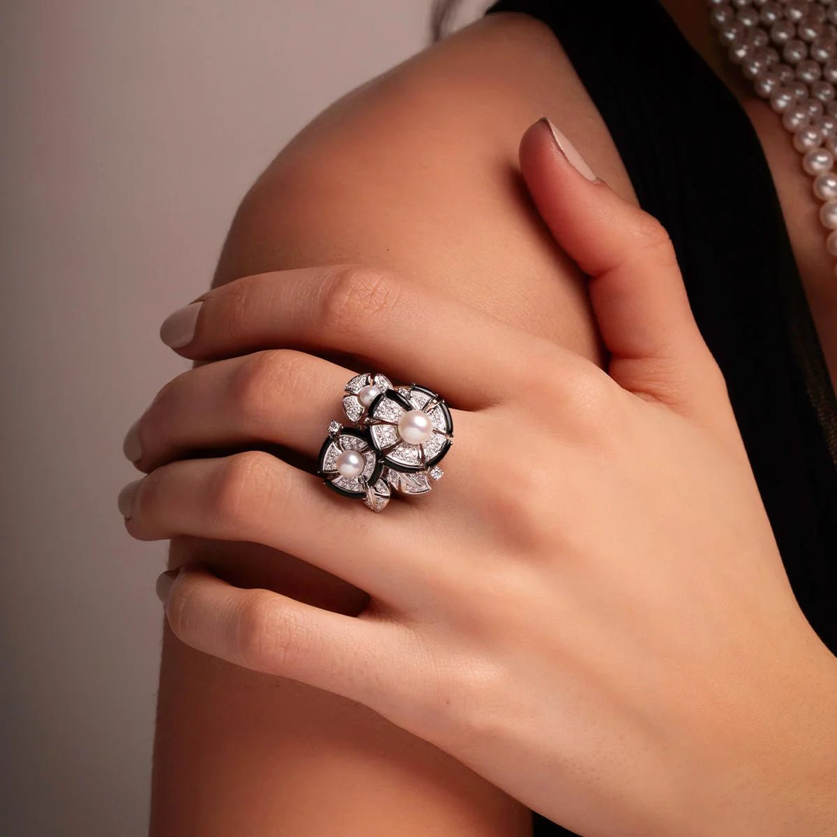 Duchess Blossom Ring - Voisson