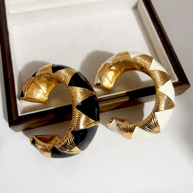 Eclipse Aura Bold Statement Bracelet - Voisson