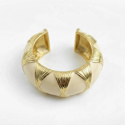 Eclipse Aura Bold Statement Bracelet - Voisson