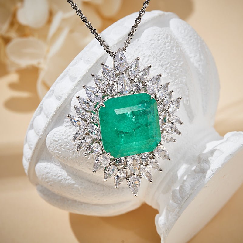 Emerald Heirloom Statement Necklace - Voisson