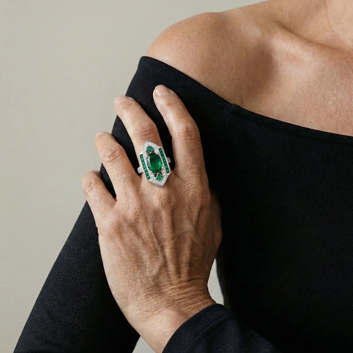 Emerald Heirloom Statement Ring - Voisson