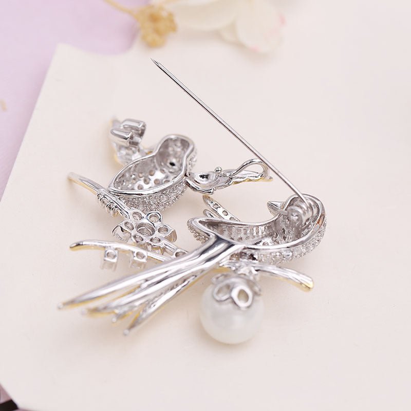 Enchanted Lovebirds Brooch - Voisson
