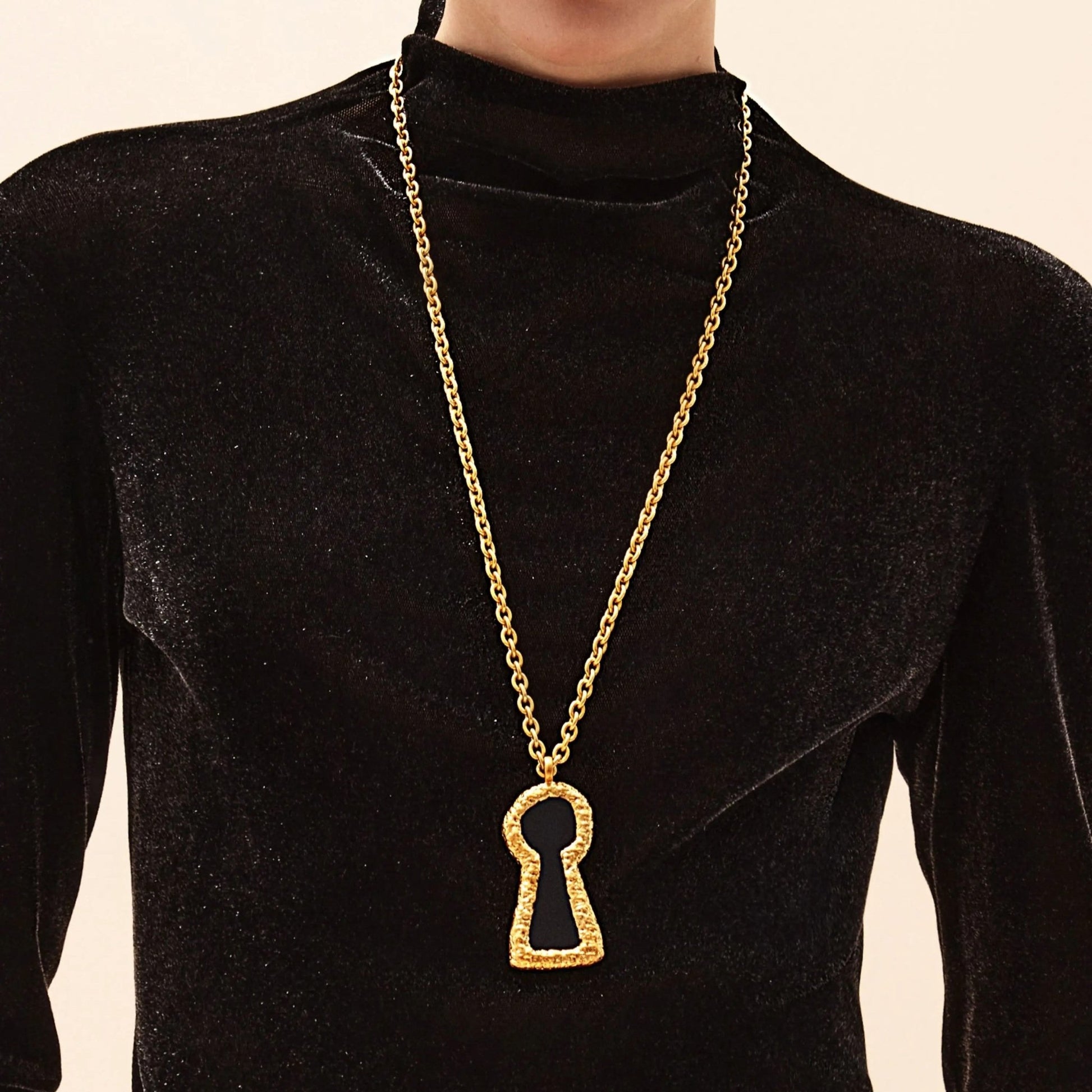 Enigma Locket Pendant Chain Necklace - Voisson