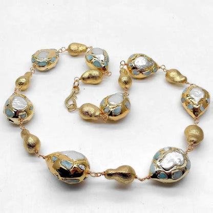 FluxFlicker Pearl Teardrop Necklace - Voisson
