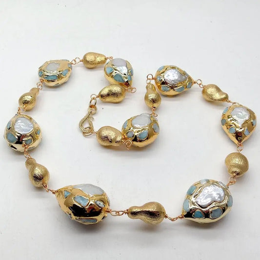 FluxFlicker Pearl Teardrop Necklace - Voisson