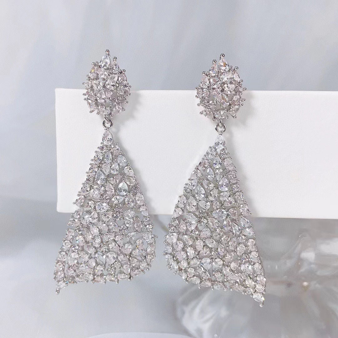 Gala Cascade Earrings - Voisson