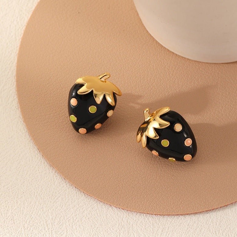 GoldBerry Retro Stud Earrings - Voisson