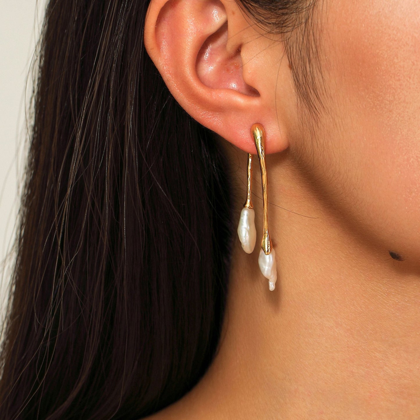 Golden Willow Pearl Earrings - Voisson