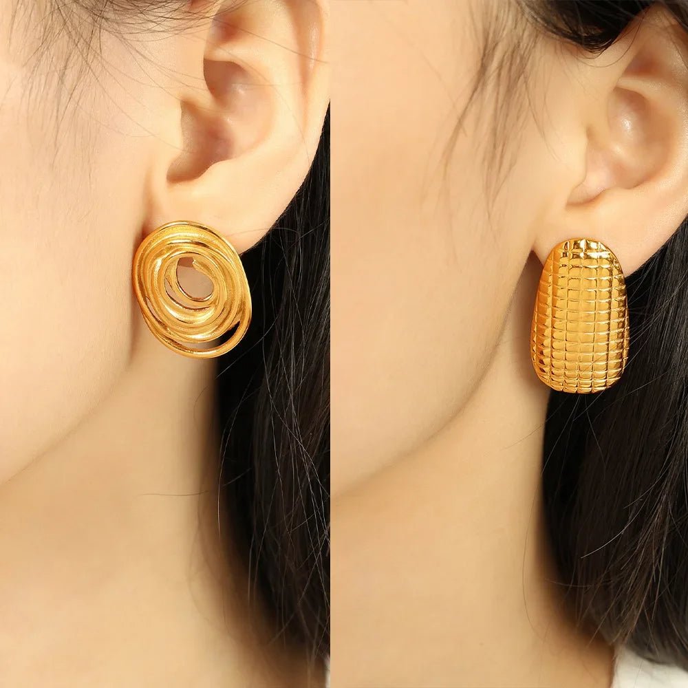 GoldMaze Chunky SS Stud Earrings - Voisson