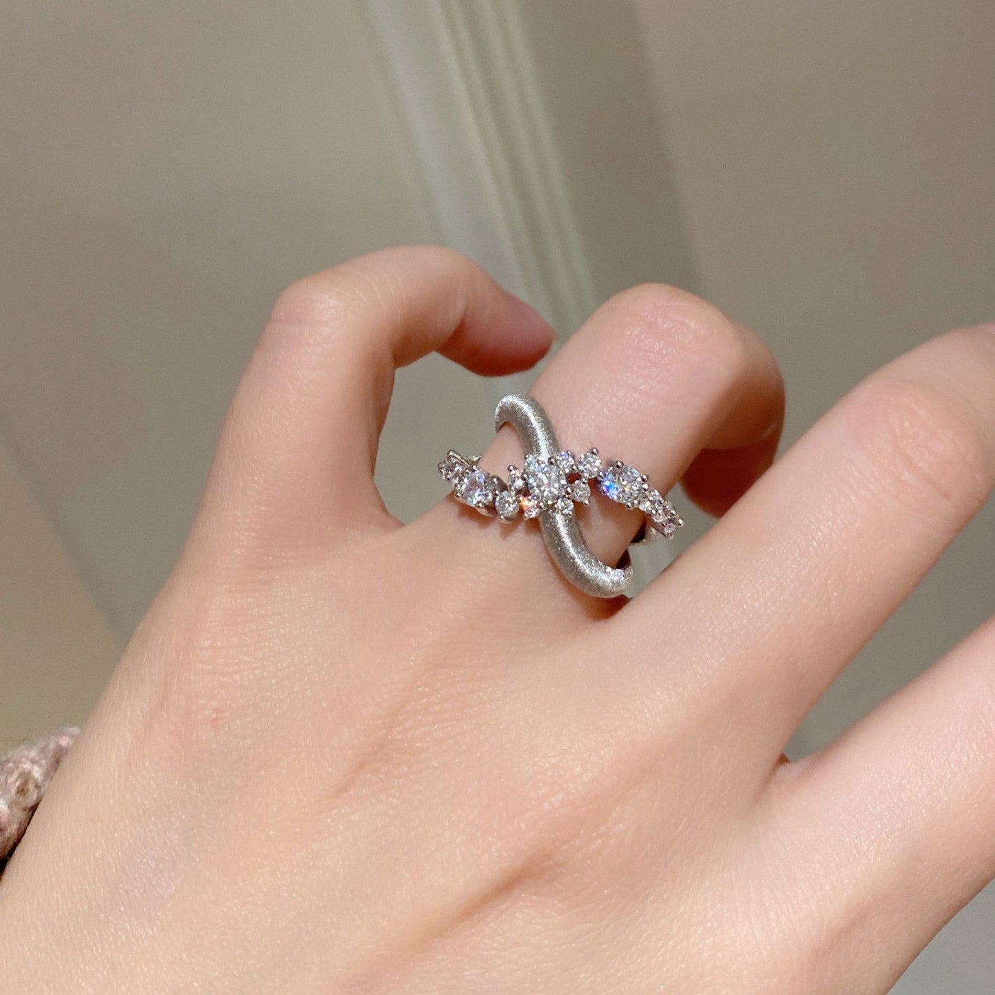 Infinity Radiance Ring - Voisson