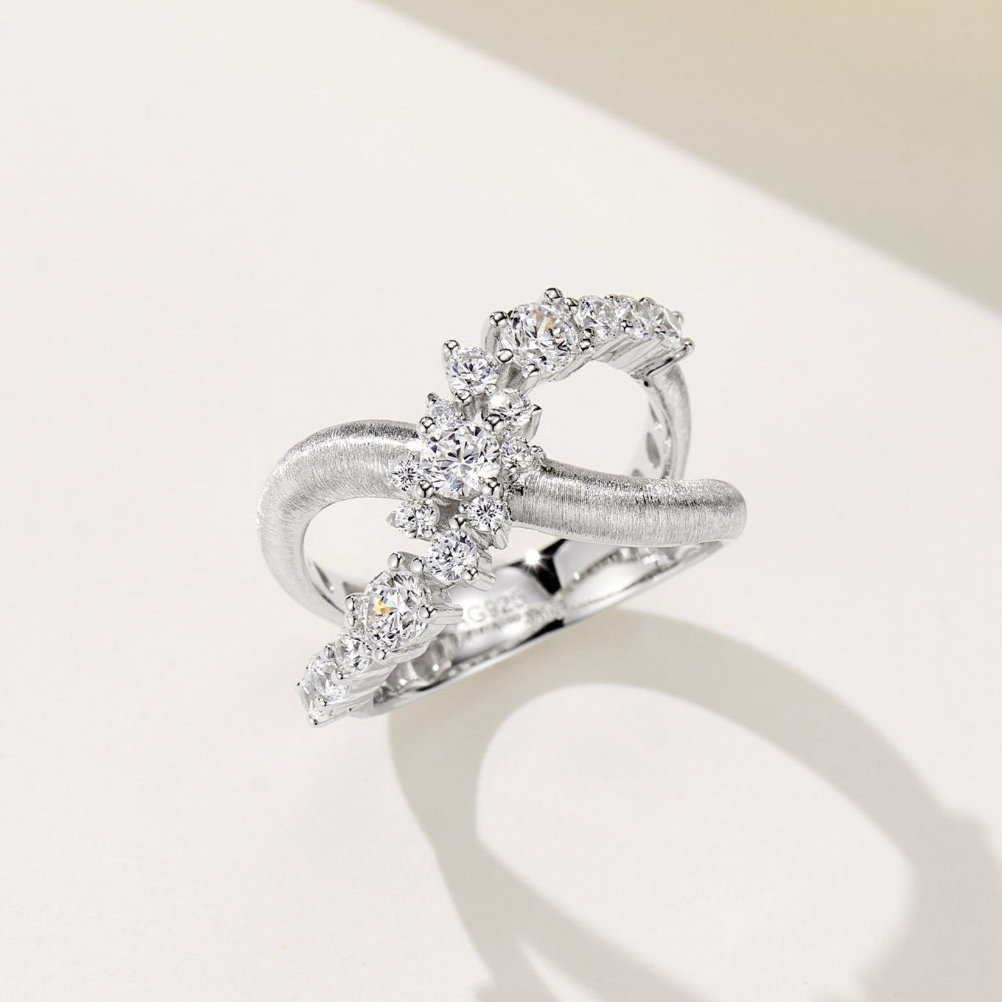 Infinity Radiance Ring - Voisson