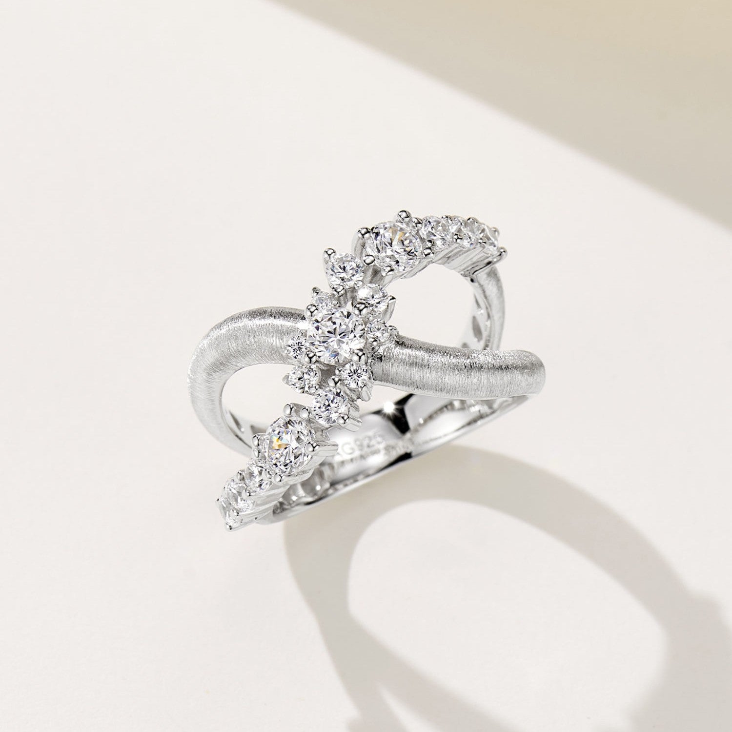 Infinity Radiance Ring - Voisson