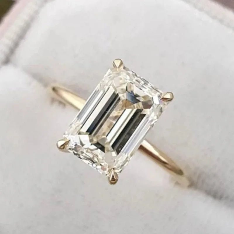 Labyrinth 925 Sterling Silver Emerald Cut Diamond Ring - Voisson