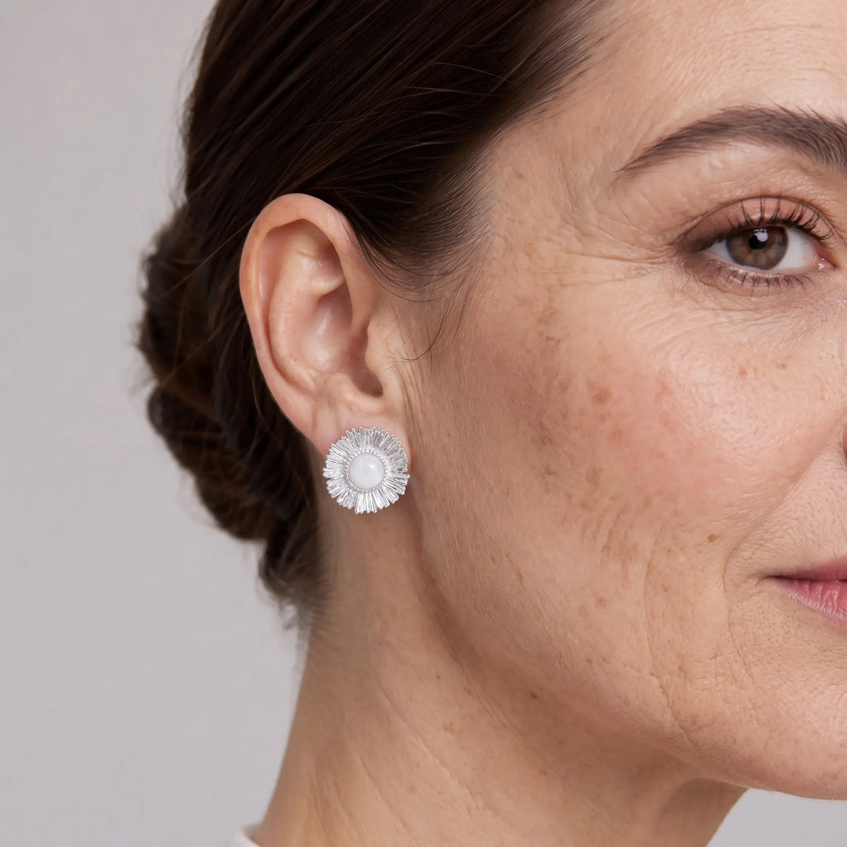 Luminous Halo Stud Earrings - Voisson