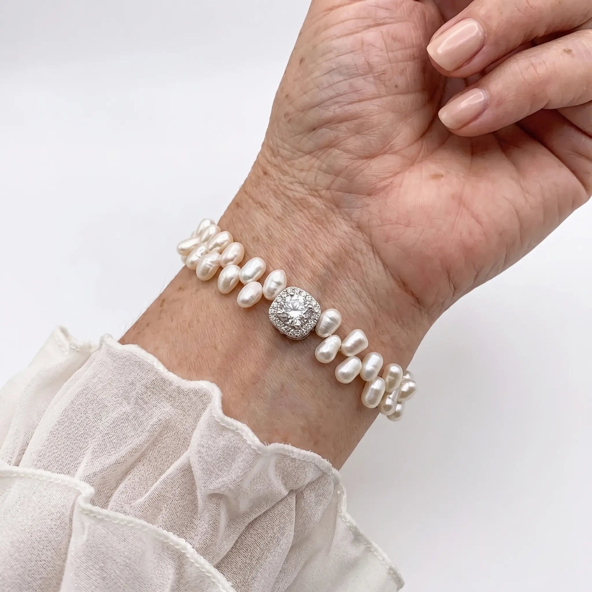 Luminous Pearl Bracelet - Voisson