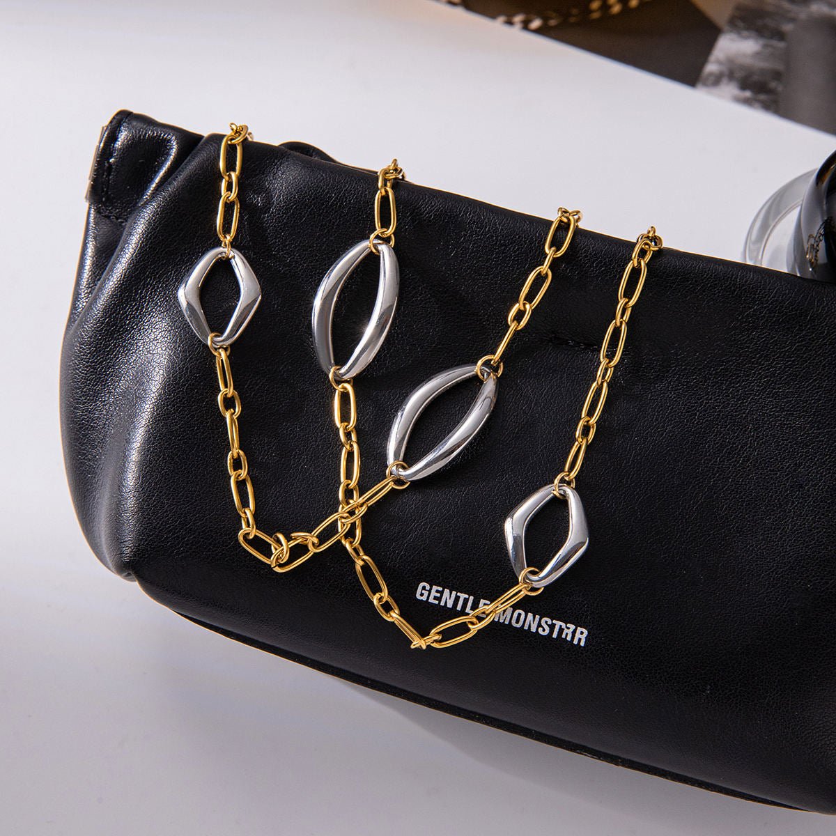 Luna Link SS Necklace - Voisson