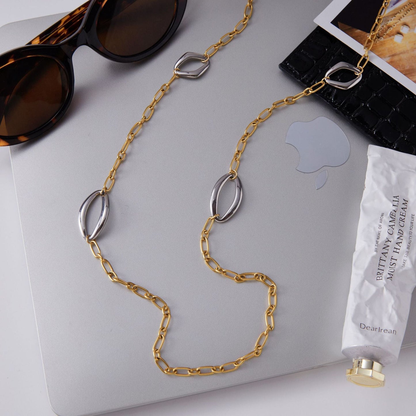 Luna Link SS Necklace - Voisson