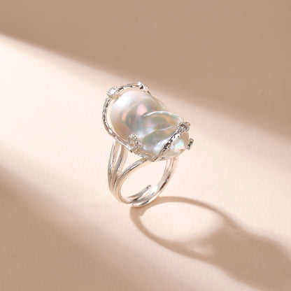 Luna Whisper Baroque Ring - Voisson