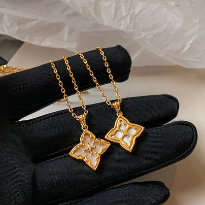 LunaLuck Clover Pendant Necklace - Voisson