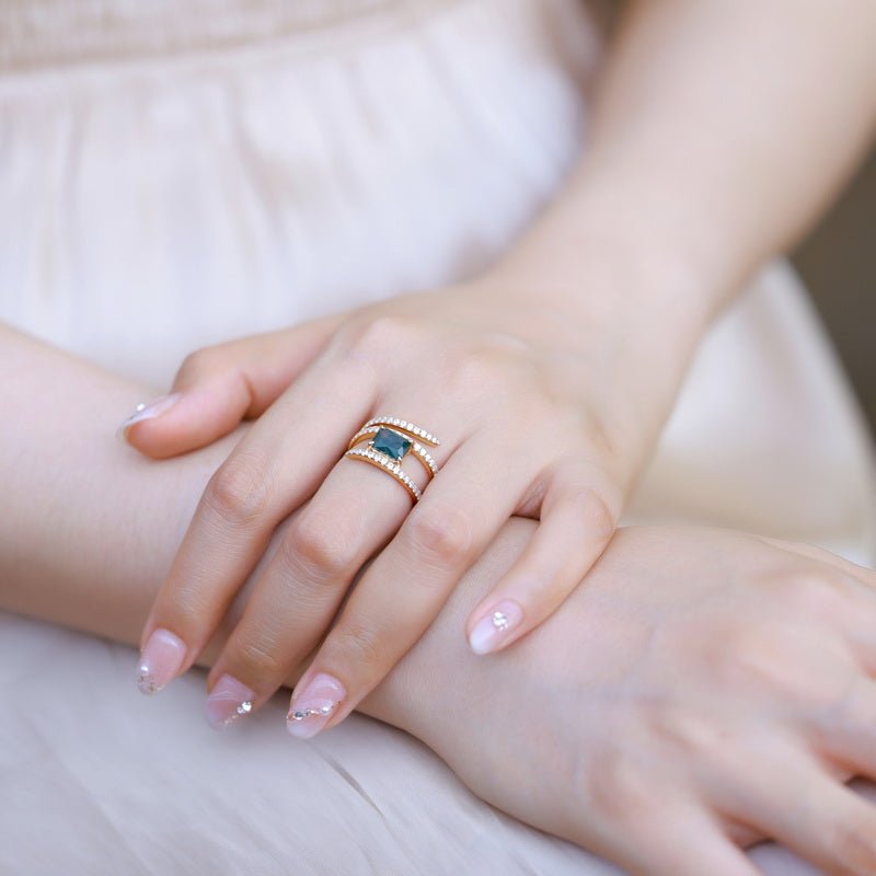 Lush Enigma Ring - Voisson