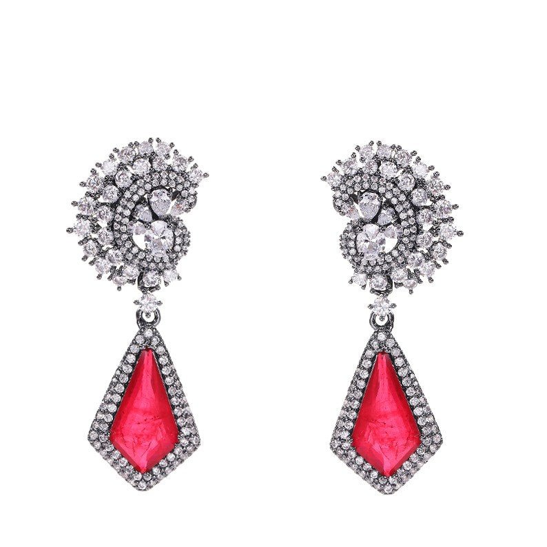 Luxe Facet Drop Earrings - Voisson