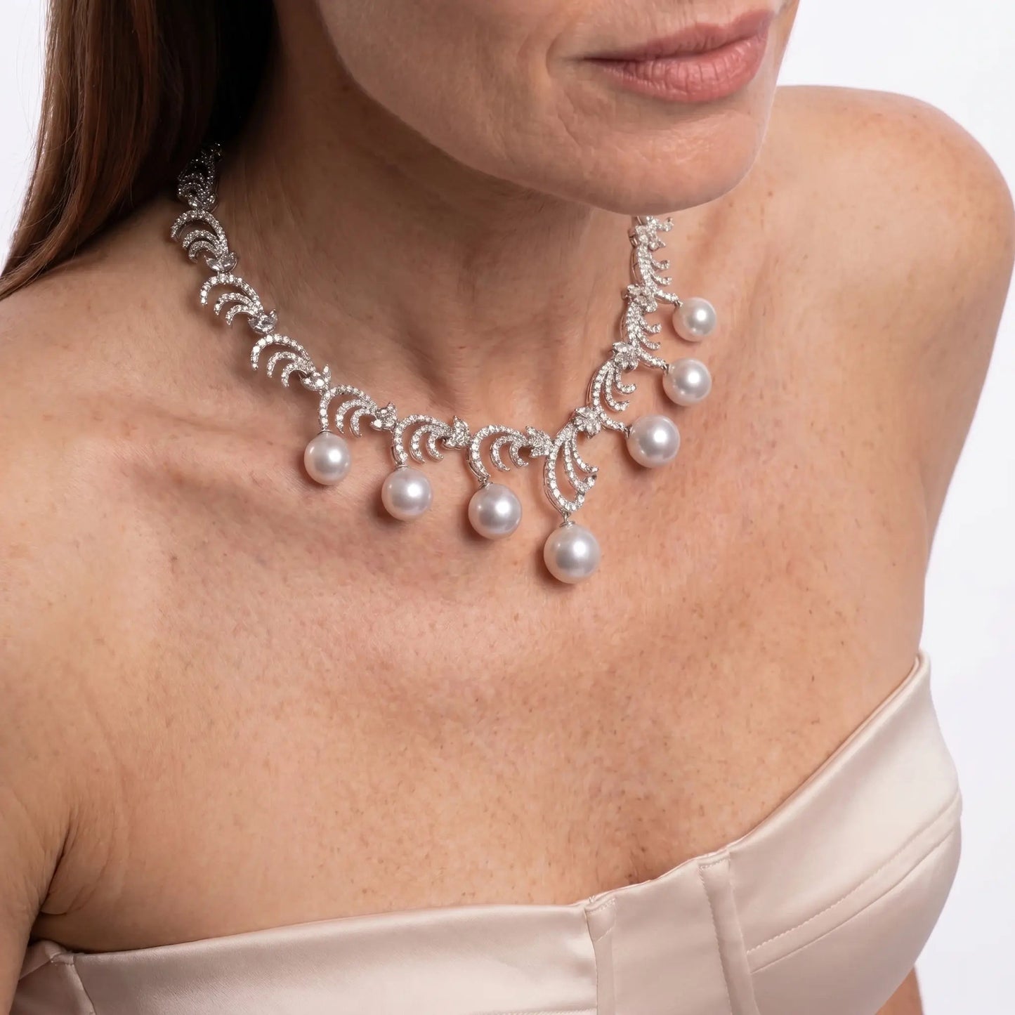 Luxe Lariat Pearl Necklace - Voisson