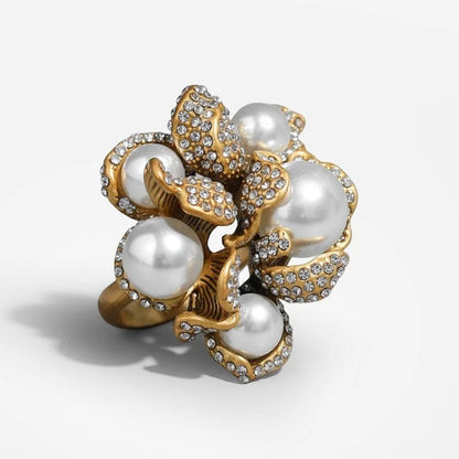 Luxe Pearl Bloom Ring - Voisson